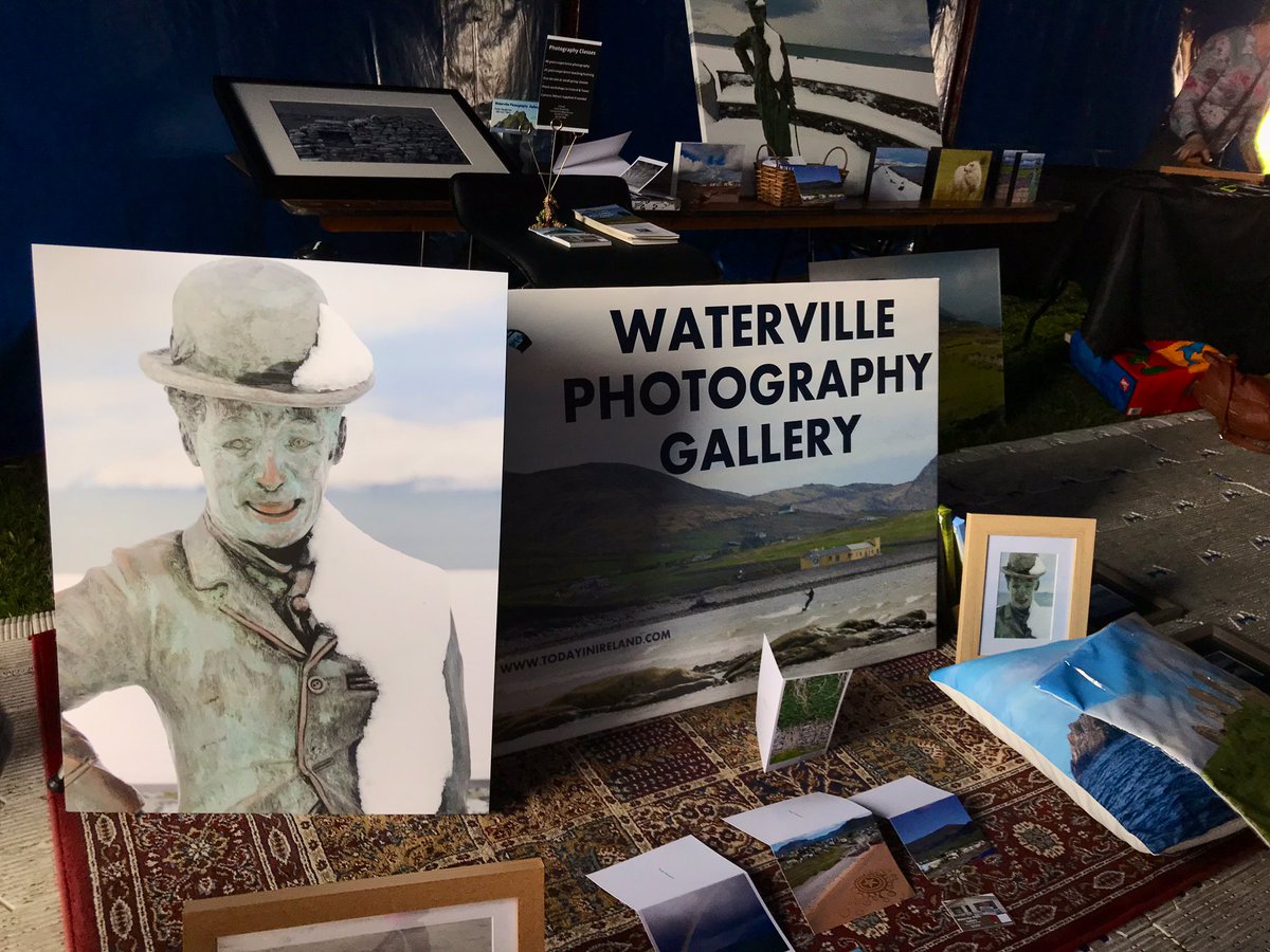 todayInIreland's tweet image. Promoting my photo gallery at Chaplin Festival in Waterville, Ireland today. 

Pop in to the craft fair! Or pop in to #WatervillePhotographyGallery on Beenbane Road some time.... 

Photos - tours - memories 
on the #ringofkerry and #SkelligCoast 

😘