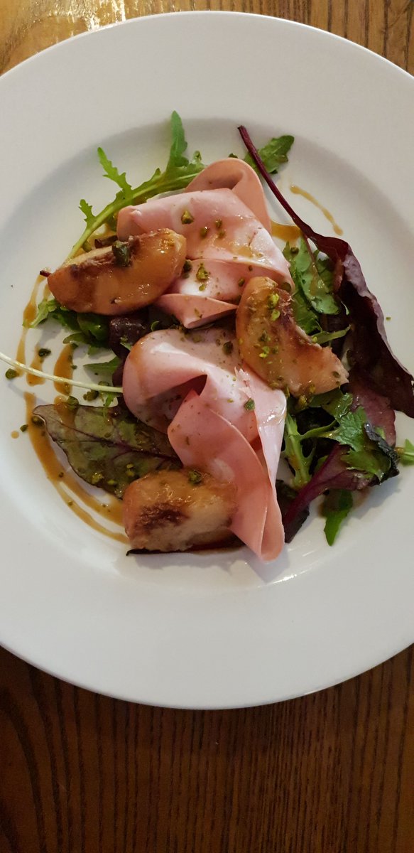 Saturday special
.
Honey, balsamic &amp; thyme roasted peach with mortadella &amp; peach dressing 🍽 
.
#foodie #saturdayspecial #delicious #goodfood #publife #countrypub #foodpic