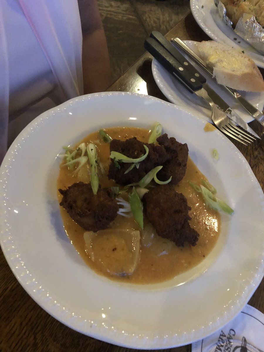 mikeygreen68's tweet photo. After a long sad stressful week it was lovely to have a night out with our friends last night for #Drinks &amp; #Food &amp; a Good Catch-up at the @CaesarsArms #GoodTimes #Memories #BestFriends #PutttingTheWorldToRights #Starters #Scallops #FishGoujons #BajanFishCakes #CheesyGarlicBread https://t.co/QNjgXn64ZH