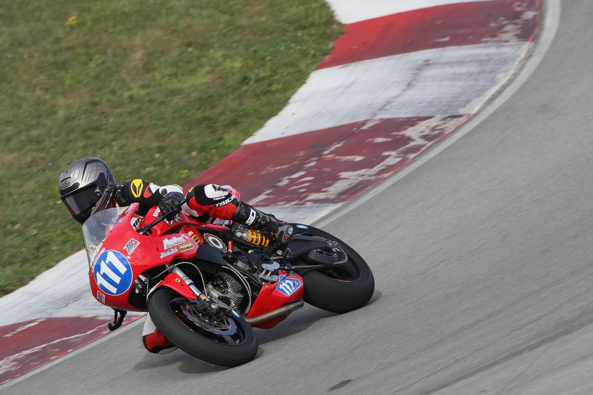 Trackseven tweet media