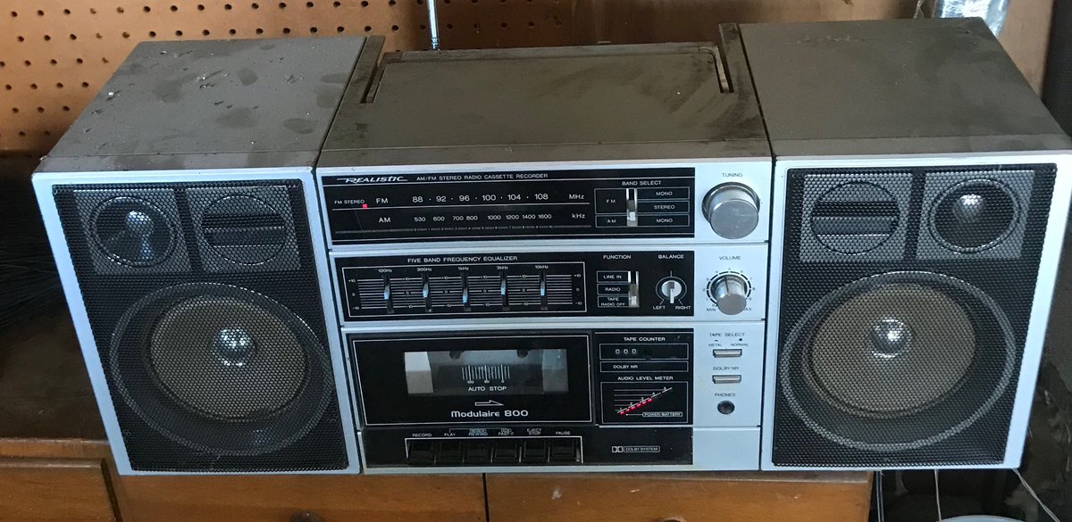 OCshayd's tweet photo. Goodbye old friend! #80’soriginal #boomboxdays https://t.co/eSnS7pv0vS