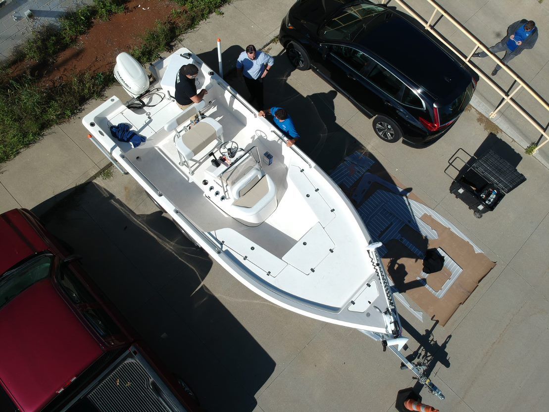 PlasDECK's tweet photo. 📷Check out this amazing before and after photos.
#woodwork #sailboat #Eco #Ecofriendly #Boat #boats #Yachting #style #plasDECK https://t.co/odDPnPd9Yl