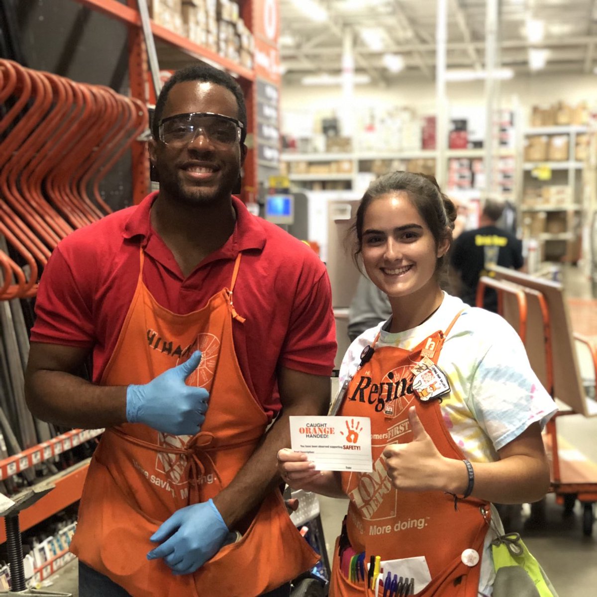 dlw877's tweet image. While always providing excellent customer service. Shihan was also #caughtorangehanded by Regina!! Working safe while cutting &amp;amp; treading pipe for a customer. 👍🏻🙌🏻😁👍🏻🙌🏻😁
#safetyispersonal #whyiworksafe