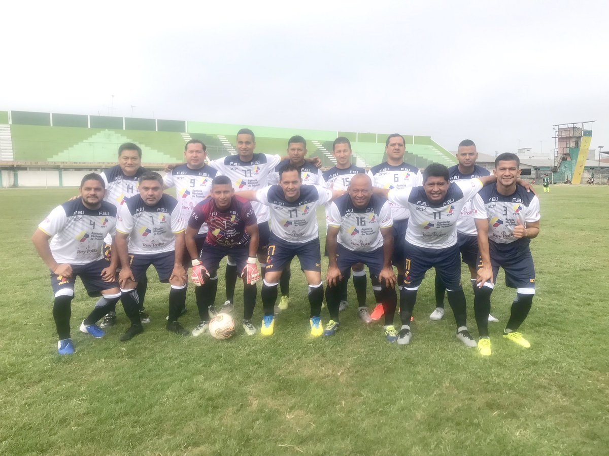 joseloor2016's tweet photo. ⚽️| #LosRíos | Hoy participé en campeonato de futbol Interinstitucional, ⚽️🥅 #ANT y #CTEpresente. Excelente resultado, bien hecho Equipo!💪🏻 Juntos somos uno ! 🔝📈 https://t.co/q6Xx068C04
