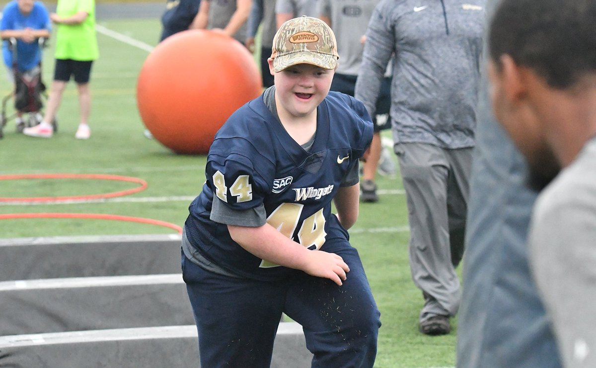 WU_Bulldogs's tweet photo. A few of the best 📷 shots from an awesome morning as @WingateFootball hosted their 15th annual Special Olympics Day! Check out our Instagram story for the full coverage | #OneDog https://t.co/gHEuEknx3O