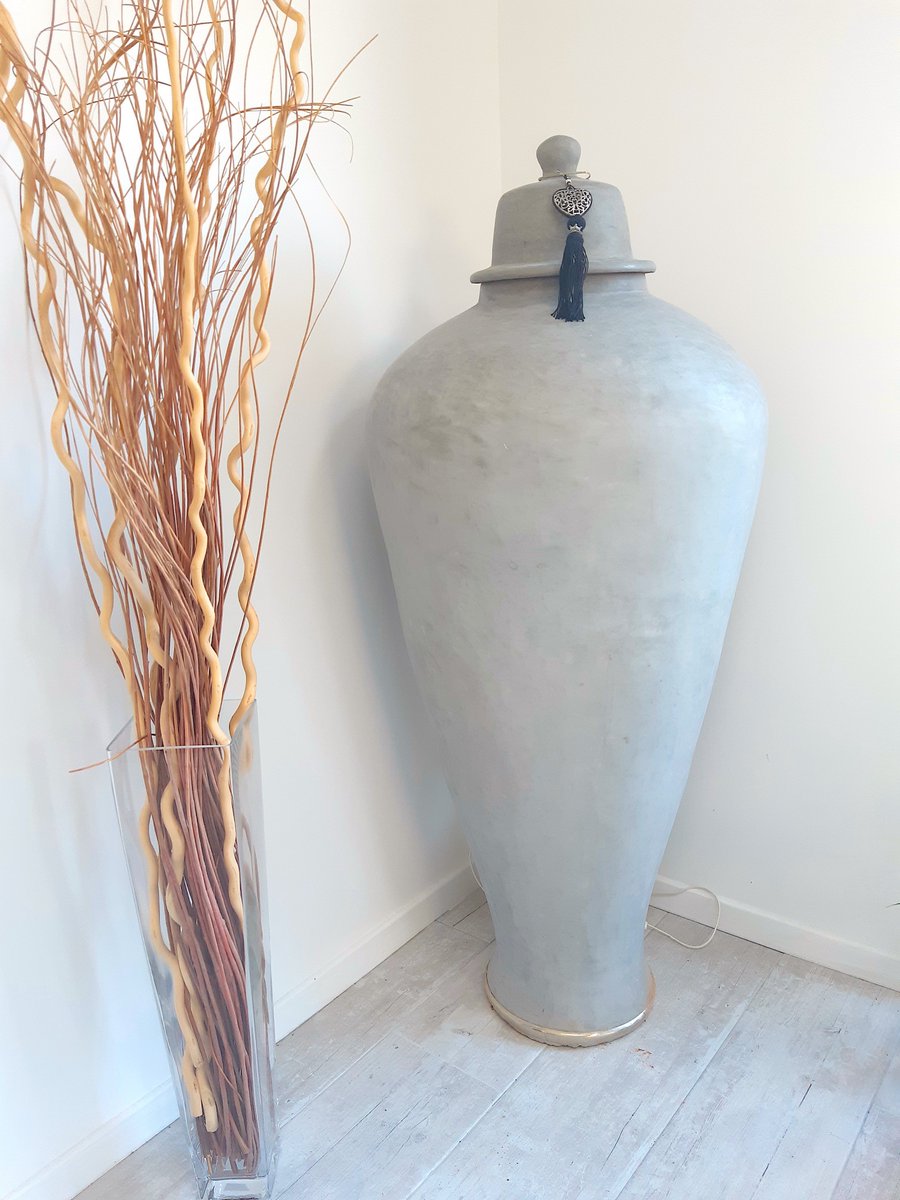 ZFIRFR's tweet photo. 🔥🔥From a height of 1.40m and 50cm wide, find other smaller or larger jars but still beautiful on https://t.co/QfCR37LFnC. 💝💝 # Jars #Zfir #Homemade #Product #Ground #Tadelakt #Stucco #Pottery #Garden #Deco #Home #Travel #designinterior💞 https://t.co/F8HrW4MdhY