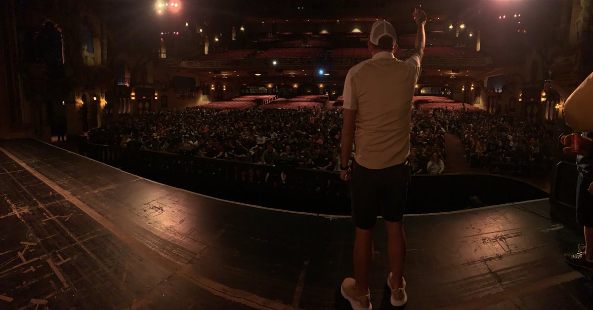 A toast to you New Roos! From Zippy and all her friends. Welcome to UA! #NewRooWeekend