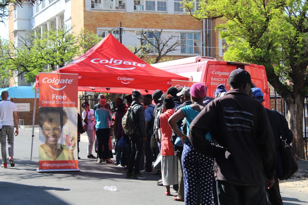 Roadvertiseads's tweet photo. We ran an initiative by @Colgate today in Johannesburg giving the community of Johannesburg free dental check up and healthy lifestyle aerobics exercises.
#experientialmarketing #advertising #communities 
#keepingsasmiling #freedentalcheckups #totalyhealthymouth https://t.co/qinstMCVZo