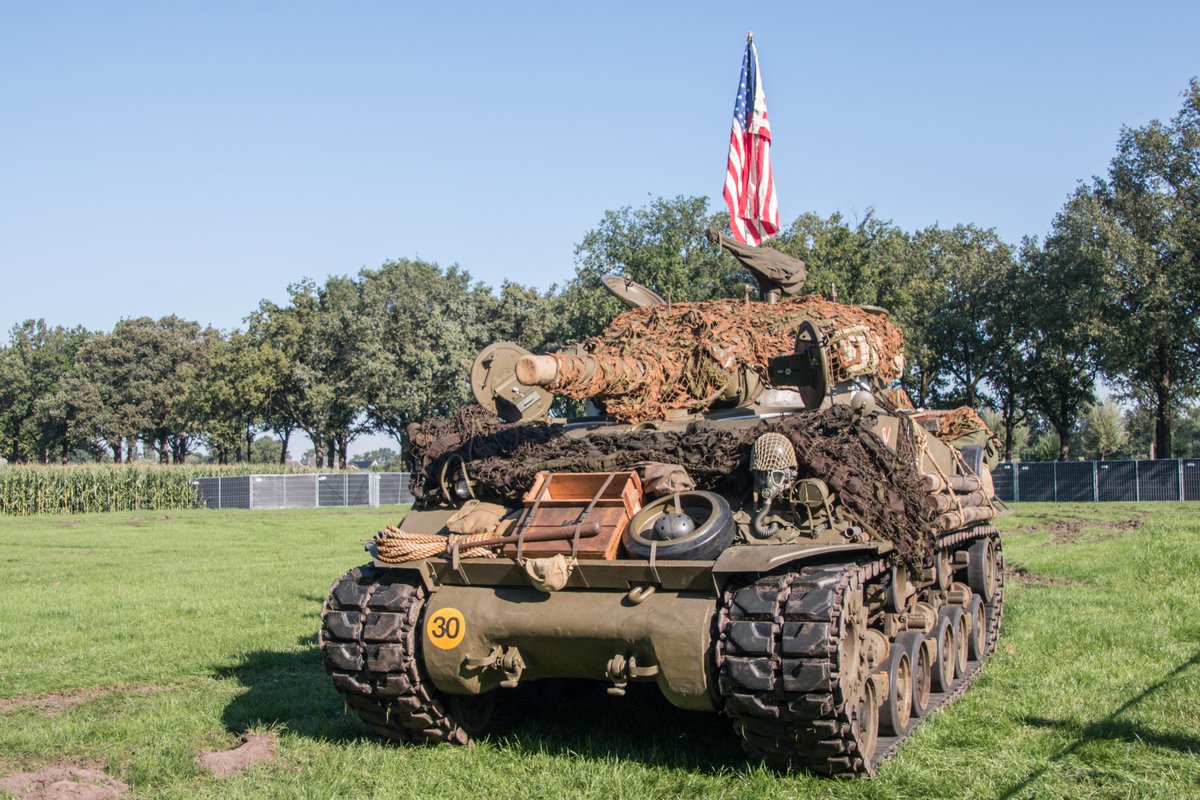 Today I was present at the Wings Of Freedom Airshow in Ede, The Netherlands. Enjoyed today the Re-enactment at the Advanced Landing Ground (ALC). Great airshow with some great good old wings! #avgeek #planespotting #wingsoffreedom
