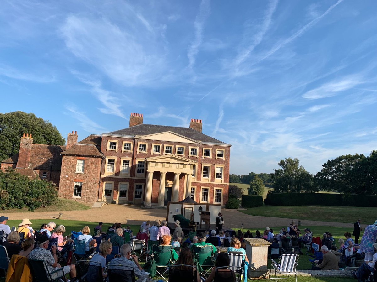 HimsworthM's tweet photo. #Goodnestone Park perfect and apt setting for #JaneAustin’s Sense and Sensibility tonight and a beautiful blue sky gorgeous https://t.co/uL88Y26al2