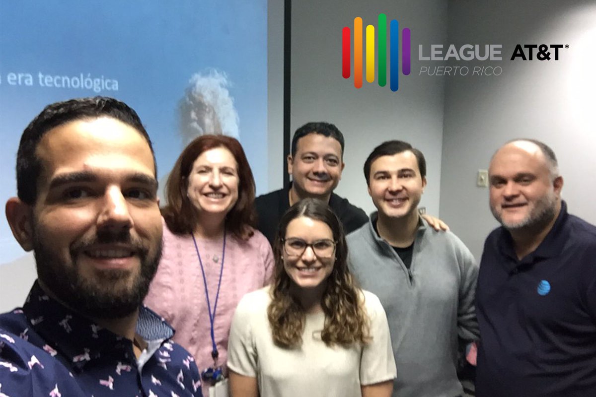 Luisrsegarra's tweet photo. This group is Ready to pass their knowledge of technology to our Elder community. All this is possible thanks to our AT&T external affair, League at AT&T PR NBTT National Business Technical and our Volunteers, #leagueatatt #LeagueAtATTPR #NBTT @theannechow @PhilHinsonNBTT https://t.co/KKvqJ6e35S