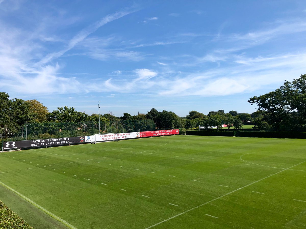 MoGimpel's tweet photo. Its another beautiful day @SouthamptonFC, why wouldn't all sports minded physios want to work, play and develop here? If you are interested/know anyone who may be interested, check this out: https://t.co/9DZrTsmbNT https://t.co/xbf2edxex5
