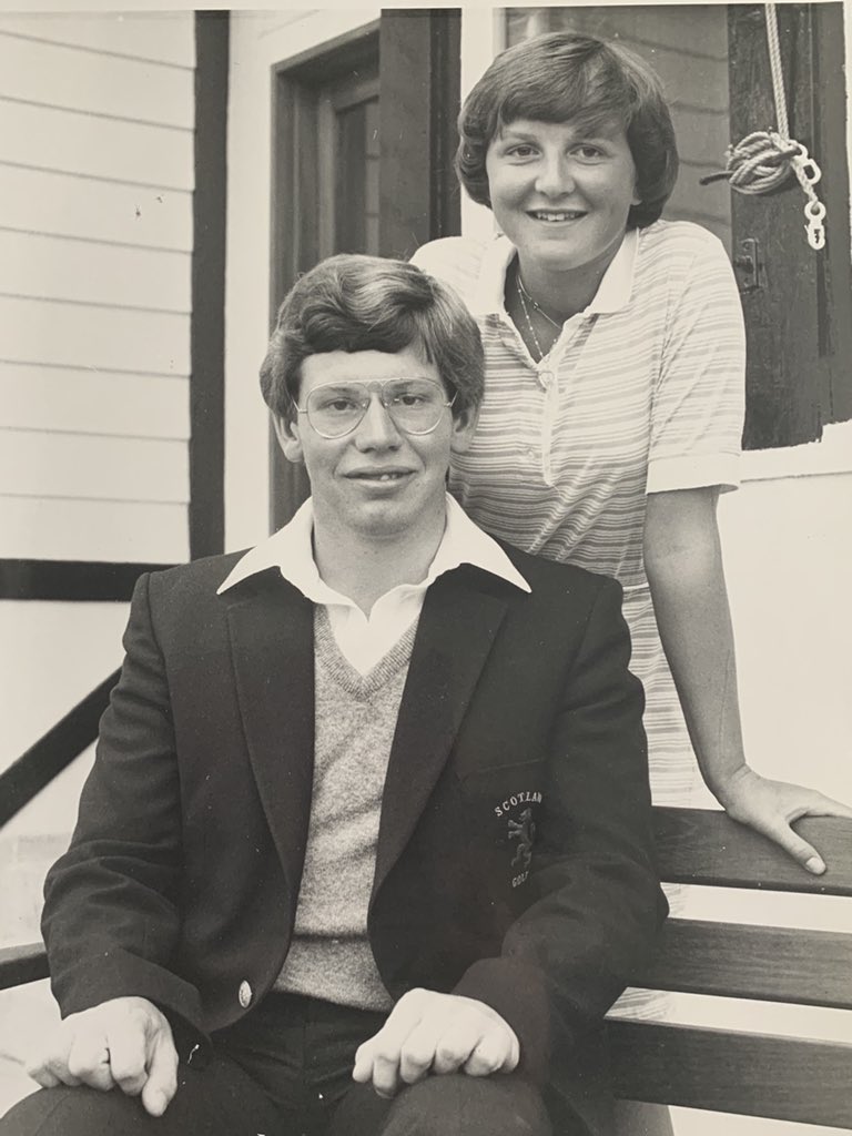 efb615's tweet image. What a pleasure to help mark the 30th anniversary of @frankjcoutts as professional @DeesideGolfClub Don’t think we have changed a bit! #properplayer #PGACaptain