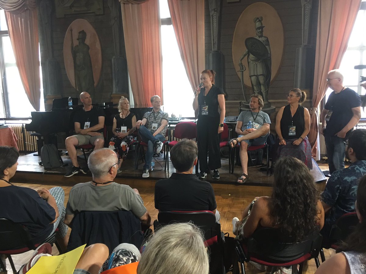 #Vocalmente19 day 3
Meeting with Rajaton from Finland!
They will be on stage at 9 pm here in #Fossano!
#vocalmentefestival #vocalmente