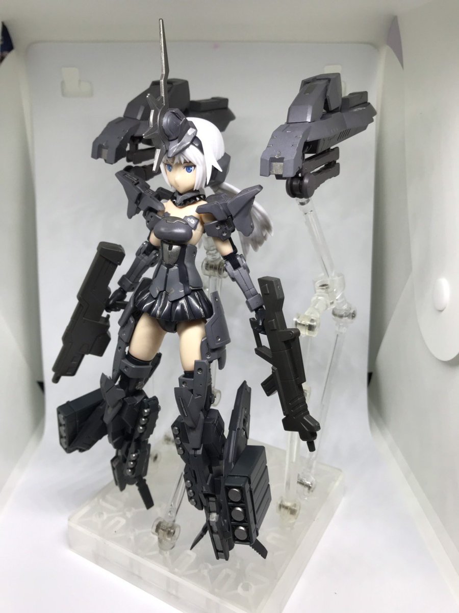 朱院蒼紋 Skeb募集中 フレームアームズガール アーキテクト改造 アーキテクト チャリオット 完成 肩アーマーはつま先の使いまわしを腕部穴に 4枚め フレームアームズ ガール フレームアームズガール