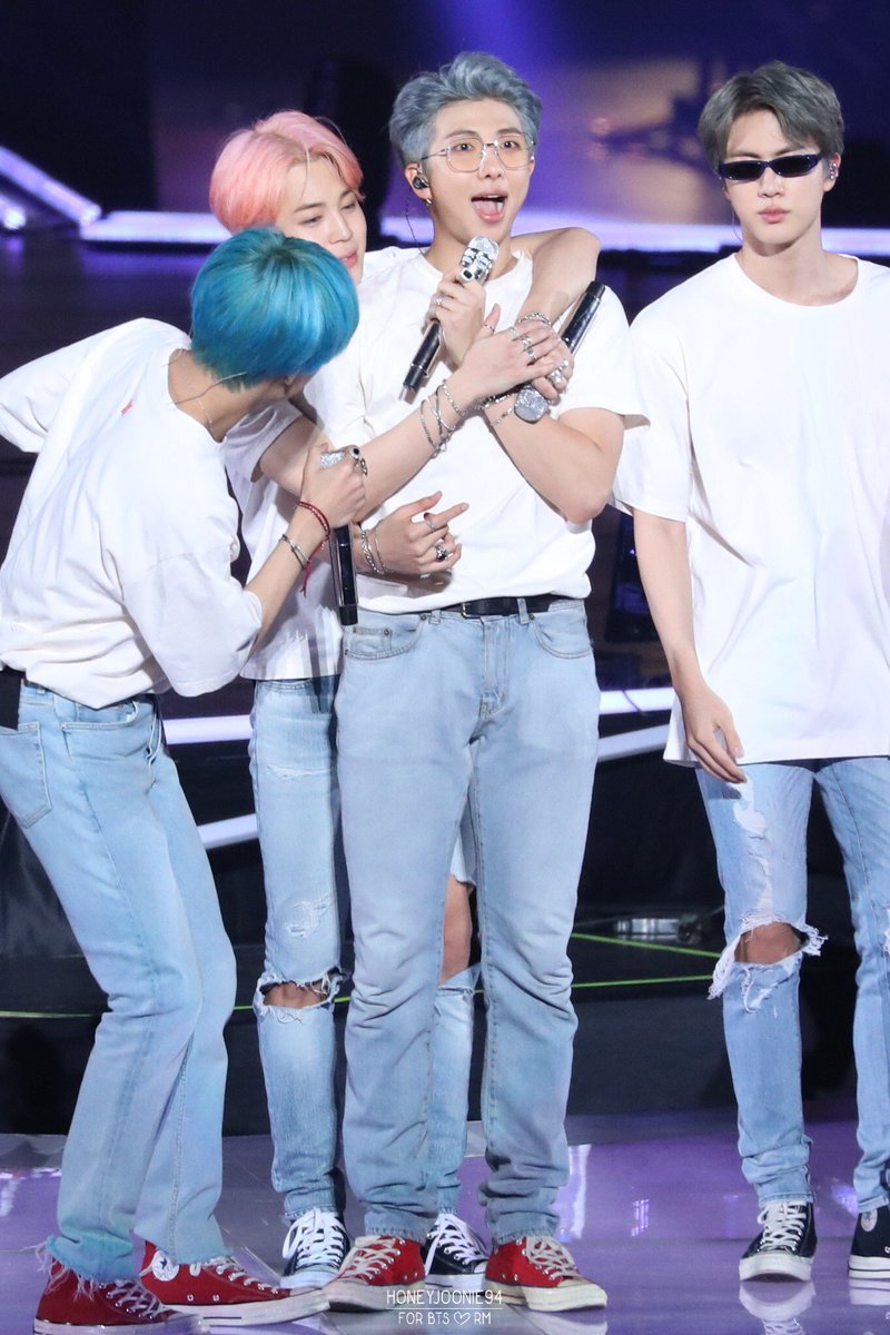 namjoon pics tweet media