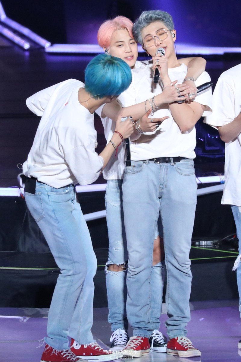 namjoon pics tweet media