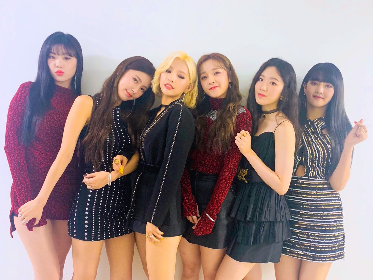 official_i_dle's tweet image. [📸] 20190824 @ 2019 K-WORLD FESTA 폐막공연

오랜만에 선보인 #LATATA🔮
그리고 #Senorita💃🏻 무대!
아이들의 네버랜드와 함께라서 행복한 밤이었어요💜❤

#여자아이들 #G_I_DLE
#네버랜드 #NEVERLAND