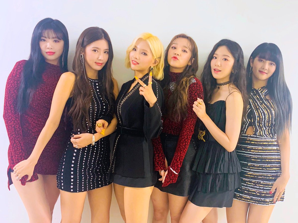 official_i_dle's tweet image. [📸] 20190824 @ 2019 K-WORLD FESTA 폐막공연

오랜만에 선보인 #LATATA🔮
그리고 #Senorita💃🏻 무대!
아이들의 네버랜드와 함께라서 행복한 밤이었어요💜❤

#여자아이들 #G_I_DLE
#네버랜드 #NEVERLAND