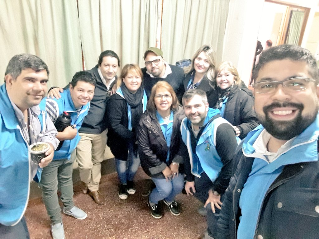 lisandroamaro's tweet photo. #Ahora acompañamos el inicio del 2° cuatrimestre del #Instructorado. Lo hacemos con la alegría de un permanente #Servicio que desde la @udpm_misiones construimos para todos los #Colegas @mariluleverberg @luismoro66 @grillo141 @barrosoezequie1 @DeliaRRodriguez @barrosoezequie1 https://t.co/CZ9tLbK180
