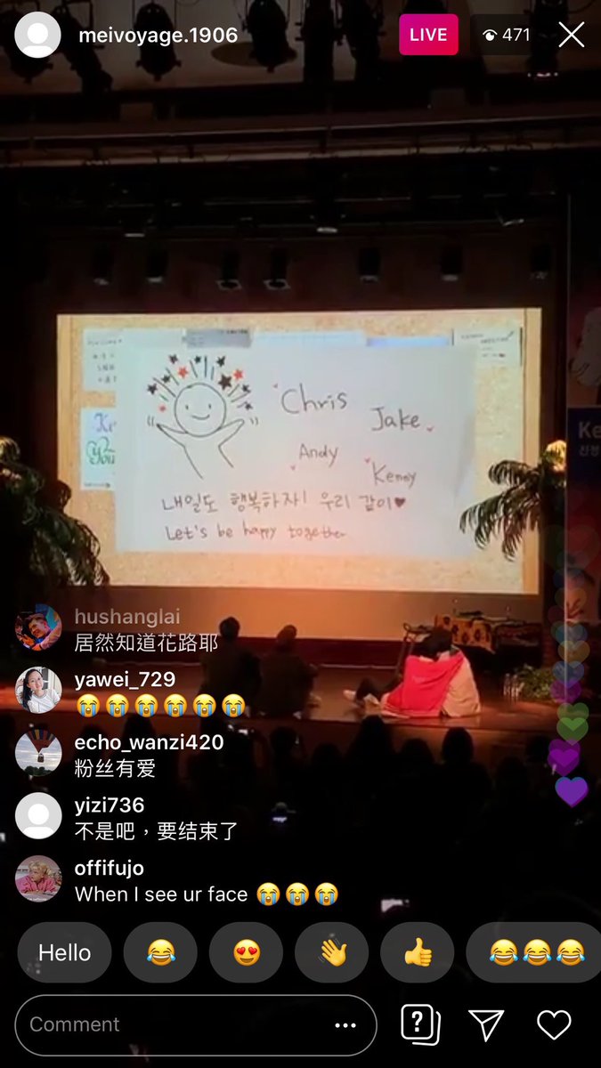 4peraya's tweet photo. Look at the way BianBian and Kenny is sitting. This is too devastatingly adorbs ๐ญโค๏ธ๐
#HIStory3ๅๅฅ #HIStory3 #FeiTang #LiKe #JackZi #TangFei #ChrisWu #JakeHsu #AndyBian #KennyChen https://t.co/8ZyXgf4f1M