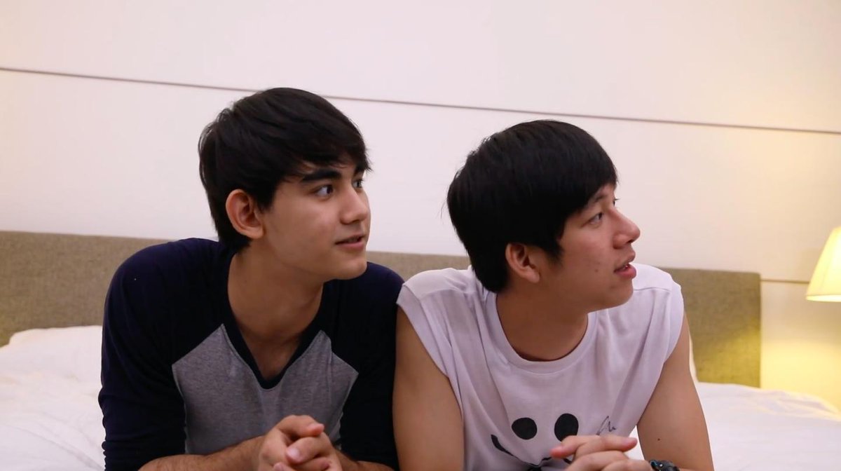 LINE TV tweet media