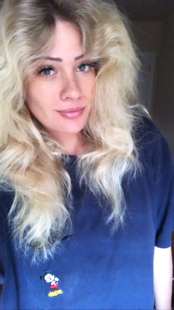 Sam Wilson A Twitter Real Farrah Fawcett Hair After Brushing It