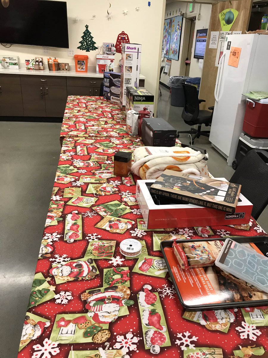 Kelly Deliman tweet media