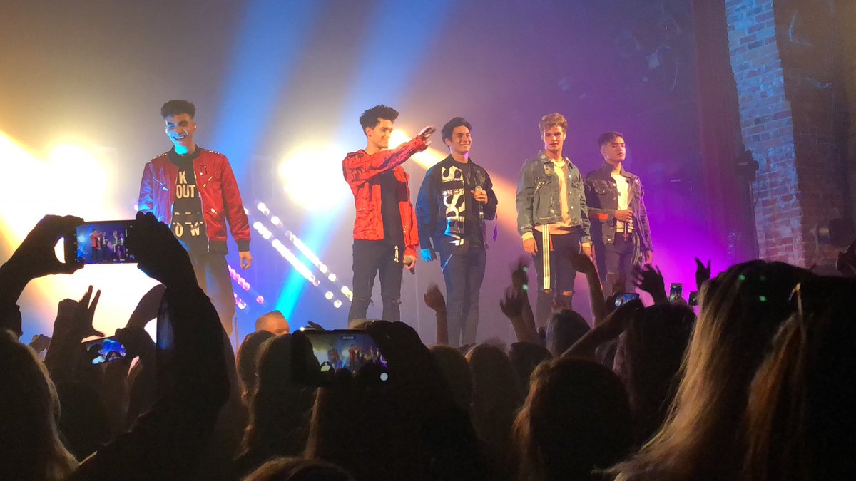 cltofprsnlty's tweet photo. happy 2 years to the five boys who forever have my heart. I’m so beyond proud of you guys and i can’t wait to see what comes next. You guys brought me a light in a dark time and I’m forever grateful for you guys. I love you boys endlessly<3 #2YearsOfIRL https://t.co/VJHErLb6Zd