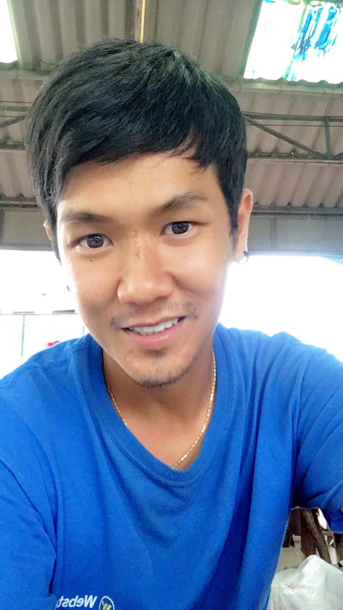 GeTops's tweet image. จะเครียดทำไม???แค่ยิ้มเข้าไว้ 😄😄😄