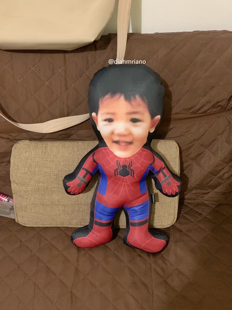 diahmriano's tweet photo. Chanyeol got my baby spidey doll!!!

WHO’S THE HAPPIEST GIRL IN THE WORLD? MEEEE!!! 
#EXplOrationinManilaDay2 
#EXplOrationinMNL https://t.co/UU1243Sjl3