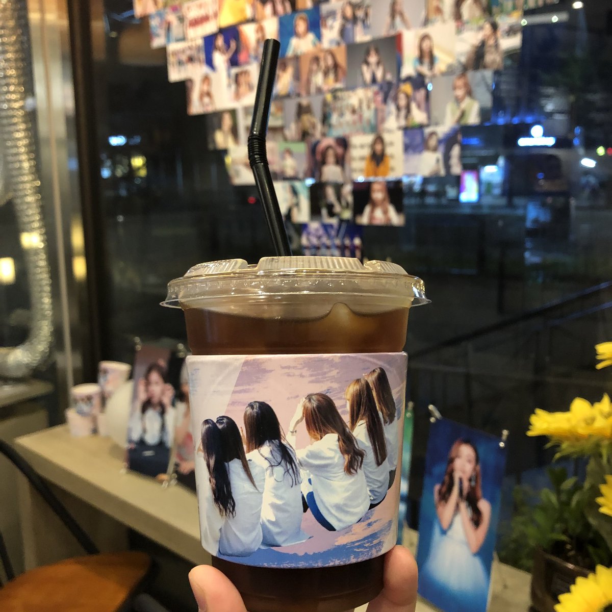 20O828's tweet photo. #FallingInAPRIL_4Years

다시 한 번 축하해요 4주년 ♥️ https://t.co/WFbAxoks4g