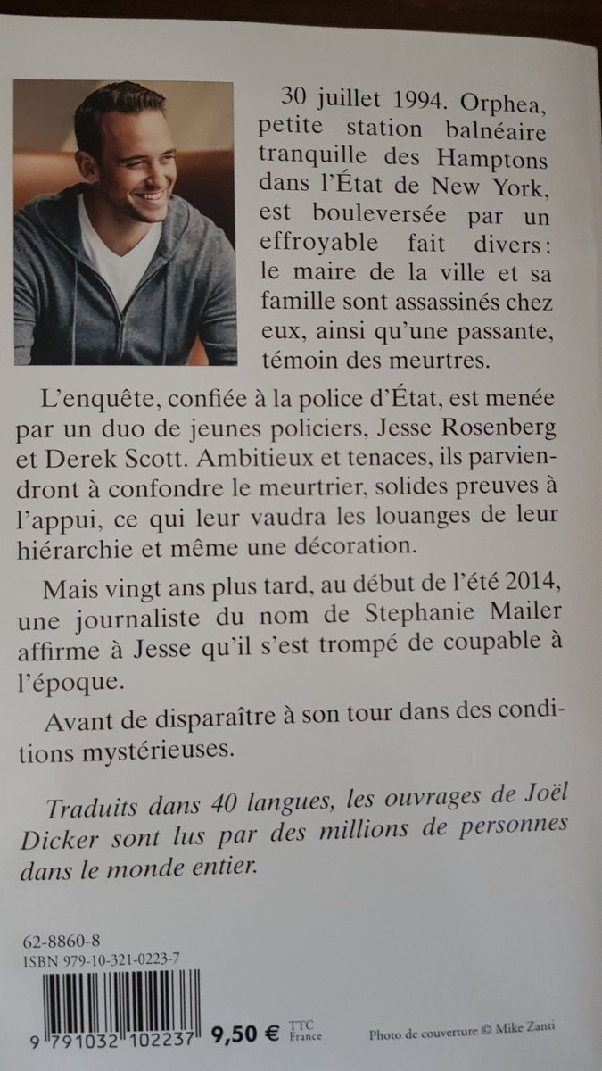 MilyMM06's tweet photo. #LaDisparitionDeStephanieMailer #JoelDicker J'aime beaucoup cet auteur et même si l'histoire et les nombreux personnages sont la richesse de ce livre il y a parfois des longueurs. Les personnages sont quant à eux très fouillés. Le plaisir de lire était bien là! #DeFallois #Poche https://t.co/Yv2vFld4Rm