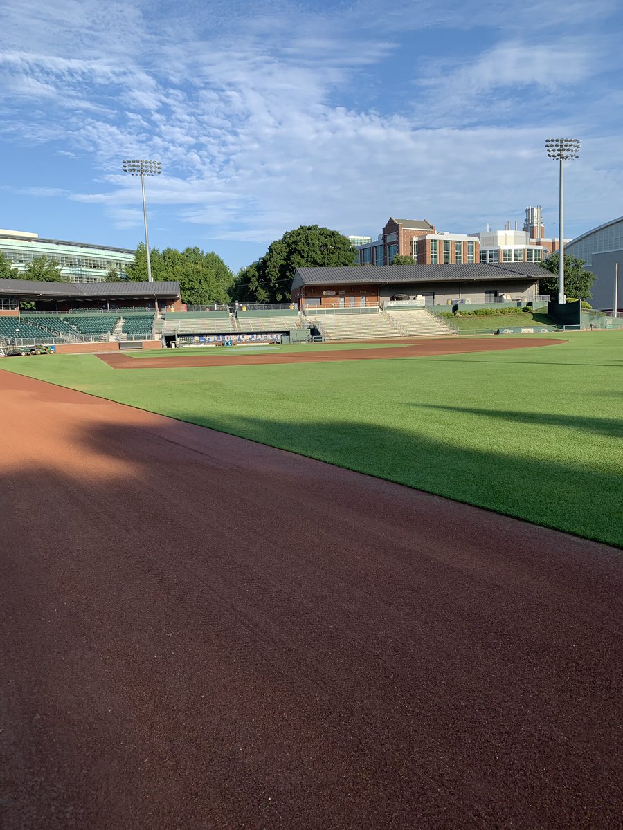 kfow34's tweet photo. #gatechbaseball @GTBaseball awesome!!!⚾️⚾️ https://t.co/abdYDJbNOu