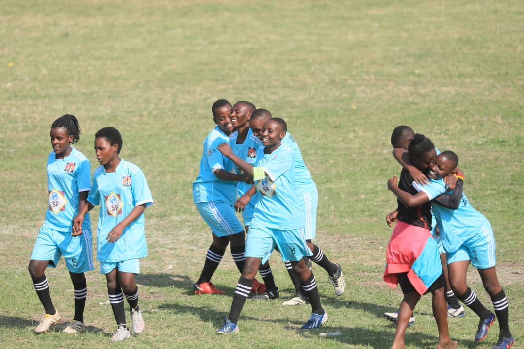SsenindeFound's tweet photo. St. Mary's Vocational become the first team to reach the finals of the @SWDFC1 2019 after defeating Kisoro Young Simba 7-8 on penalties.
Normal time ended 1-1
#ItsTime
#swdfc19 https://t.co/dmRp1nxfOG