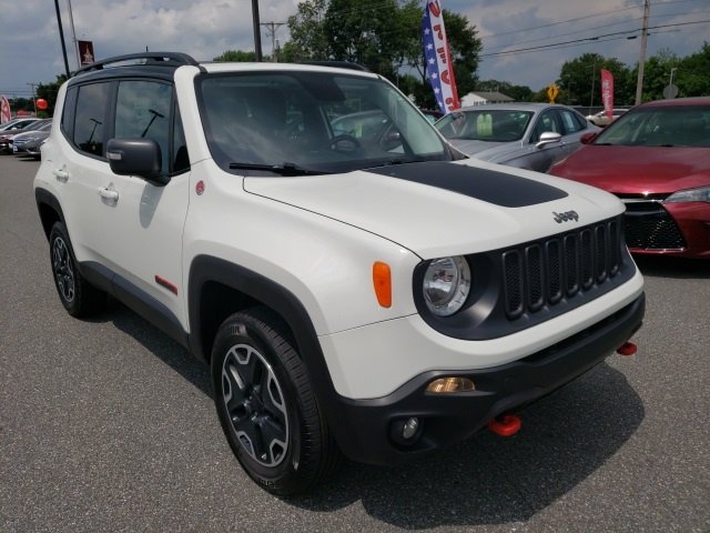 20Dealer's tweet photo. Vehicle spotlight
2016 Jeep Renegade with only 22,453 miles, reconditioned frontline ready!  Available on our platform.
#dealership #dealer #dealers #auctions #automotive #thefuture #20groupdealers #20groups #20groupdealertrades #20group #fortellis #20groupdealer https://t.co/NmO7gE0SQ5