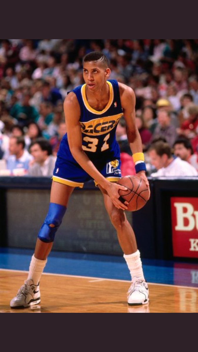 HmiIIer31's tweet photo. @ReggieMillerTNT on of my favorites player for 2001 man .. Reggie you have been my role model since the day I was born. One of the best shooters in the nba forever https://t.co/yps1E2c5Rb