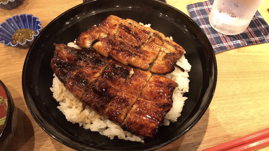 新選組グッズ池田屋 Web担の歩未 今晩は 羊の羽 さんで鰻をいただきました 人生初うなぎ こんなに美味しいものだったとは 29年も損してたのか W ガクブル ごちそうさまでした 食べ歩みin高幡不動尊参道商店街 食べ歩み 新選組グッズ池田屋 Web担の歩未 今晩は 羊の羽 さんで鰻をいただきました 人生初うなぎ こんなに美味しいものだったとは 29年も損してたのか W ガクブル ごちそうさまでした 食べ歩みin高幡不動尊参道商店街 食べ歩み