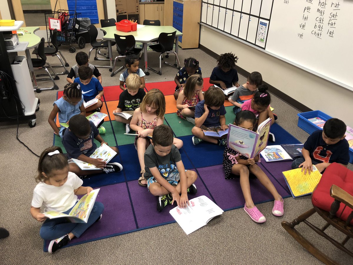 OlsenHasClass's tweet image. On the 6th day of kindergarten @Reed_Elem in @LeanderISD my class was reading to themselves for 5 minutes! Some were using pointer power and some were reading the words! This makes me so excited for this year! (and also very appreciative of their pre-k teachers &amp;amp; parents!)