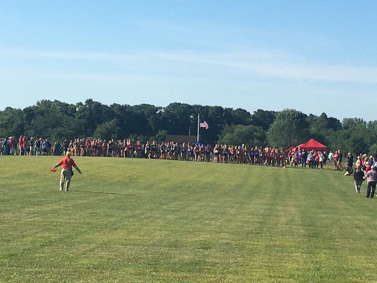 CoachKenAustin's tweet photo. The girls race is off and running. #countyclass @elwoodpanthers1 https://t.co/RXgpmSKm5W