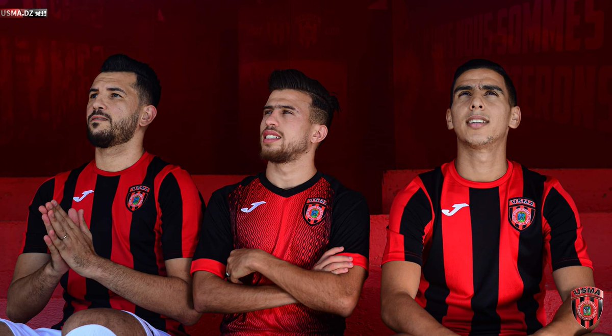 USMAstore's tweet photo. الدفعة الثانية من الأقمصة ستكون متوفرة غدا بداية من الساعة الواحدة زوالا بالمتجر .
#WeareUnited 🔴⚫💪 https://t.co/KQtImcAzaw