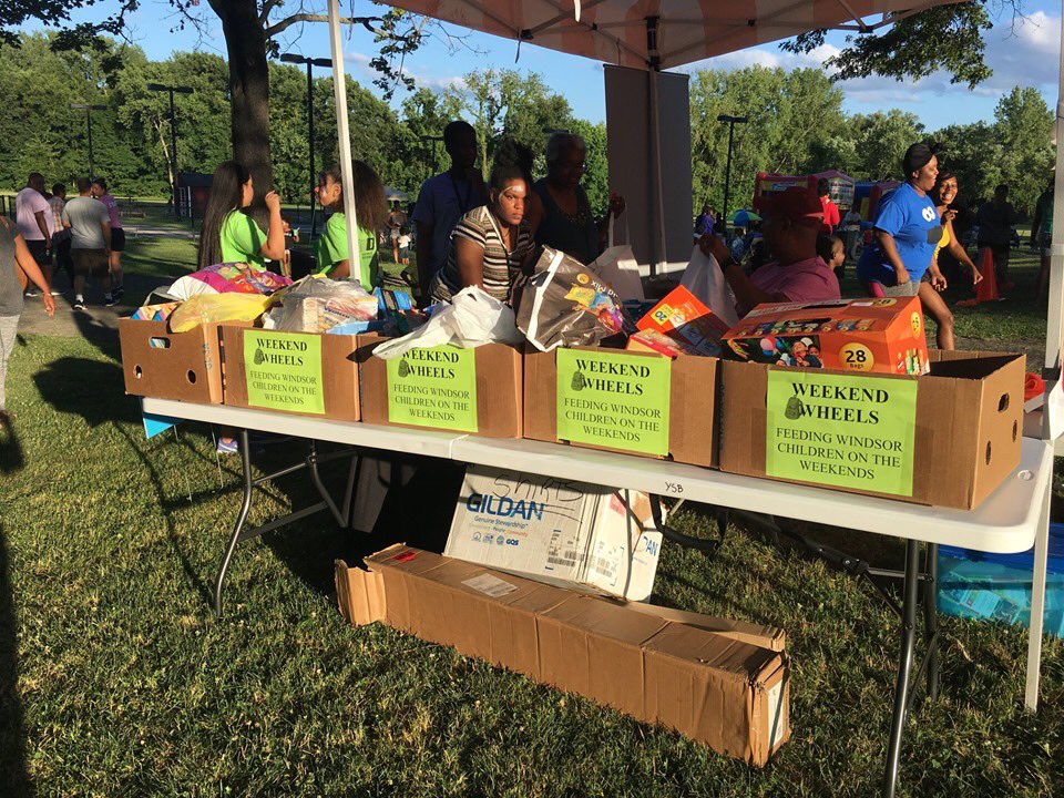 WinYSB's tweet image. A BIG THANK YOU to everyone who attended the Windsor Community Block Parties!  We collected 14 large boxes of food and $28 for the Weekend Wheels Program!  @WindsorSocSrv #winvalue #community #weekendwheels #foodbank #donations #thankyou