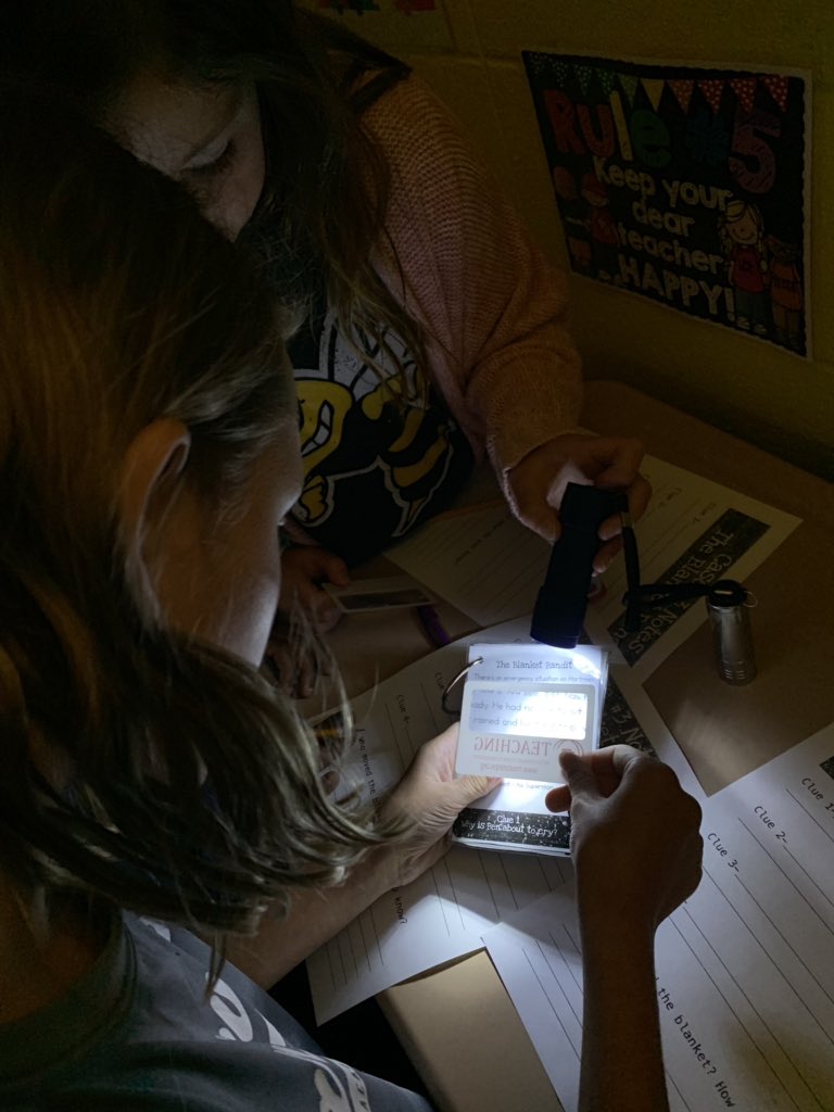 angela_white13's tweet photo. After learning about inferencing and text evidence for two weeks, we decide it was time to put our brains to the test to solve some mysteries!! #ExpectExcellence #whateverittakesforEVERYkid #tweecher @StarkvilleSD https://t.co/ftI6vIW6zr