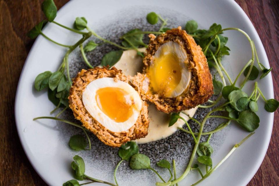 Our Chorizo Scotch Eggs with a gooey centre are a MUST TRY 😍🥚
#LondonPubFood #ScotchEgg #Chorizo