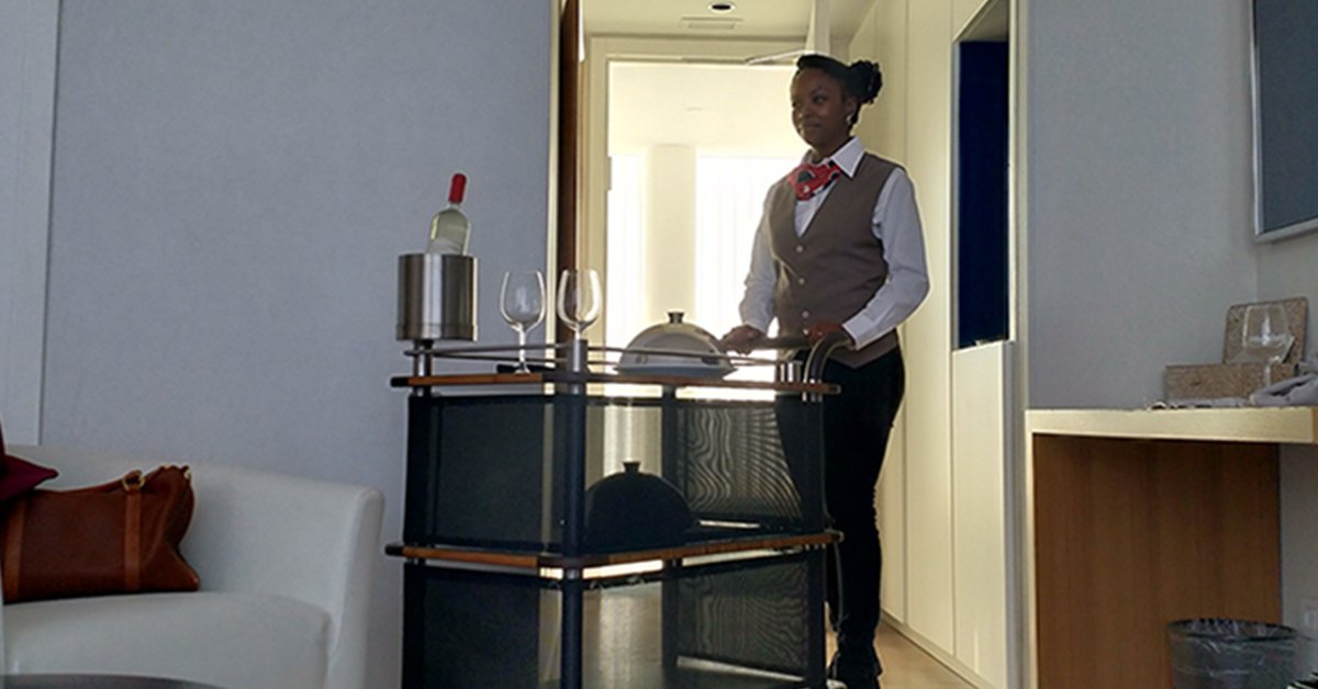 Mogogo_Buffet's tweet photo. someone said room service? 🍾🍽️
#mogogobuffet #mogogo #FoodService #eventprofs #corporateevents #hotel #restaurants #hospitality #design #cocktails #foodindustry #servicecart #cart #roll'n #detail #eyefordetail #wine #roomservice #breakfastinbed #brunch #champagne #commodity https://t.co/beQkzFraM8