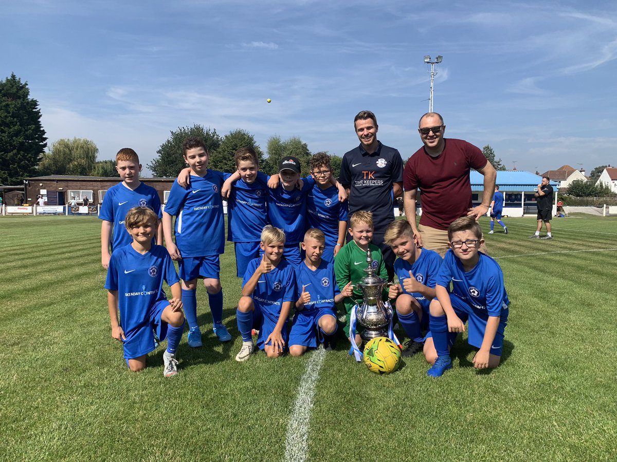 Thank you to everyone <a href="/Herne_Bay_FC/">Herne_Bay_FC</a> for allowing the <a href="/HerneBayYouthFC/">Herne Bay Youth FC</a> U11s to walk the 1st Team out. Boys had a fantastic day unlucky not to get a win but we go again in the reply. Big thank you to <a href="/DannySurbey/">⚒Danny Surbs⚒</a> for arranging it all on the day.