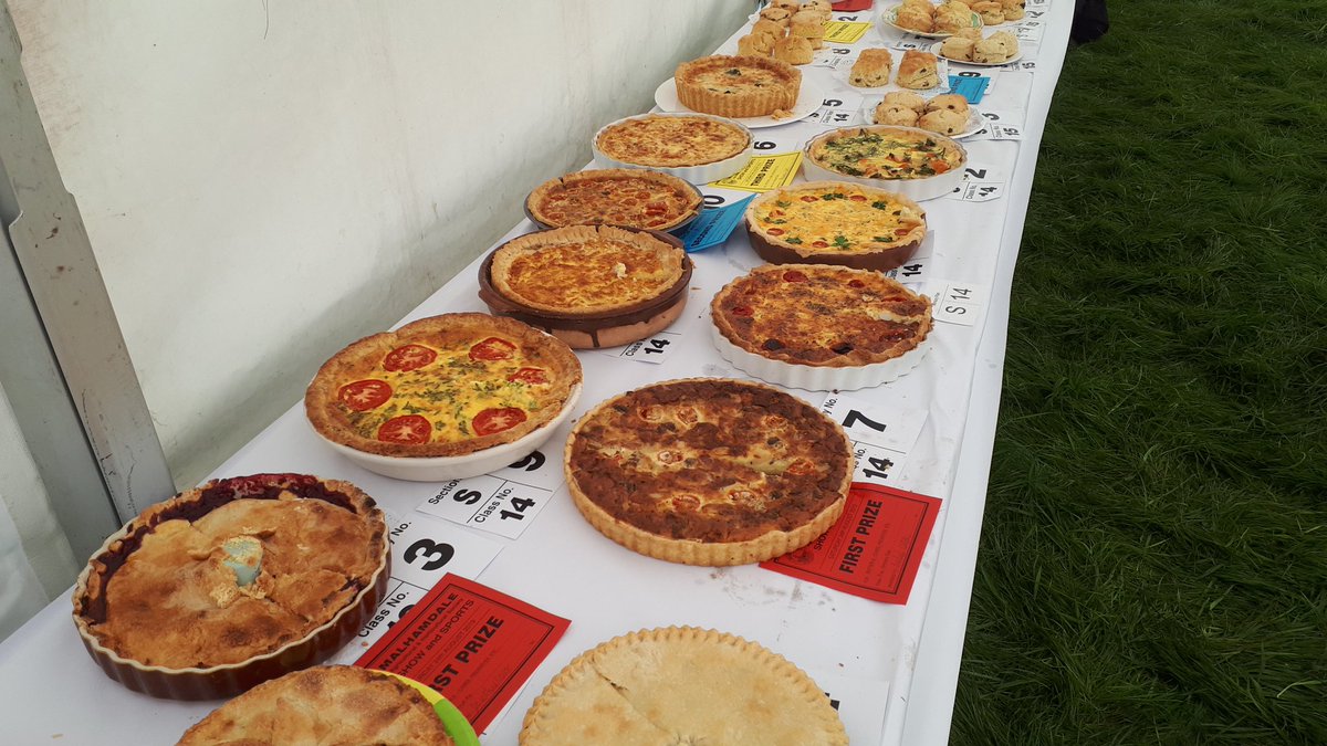 Ive had a fab day <a href="/MalhamShow/">Malham Show</a> thank you for inviting me to judge the cakes etc 😁