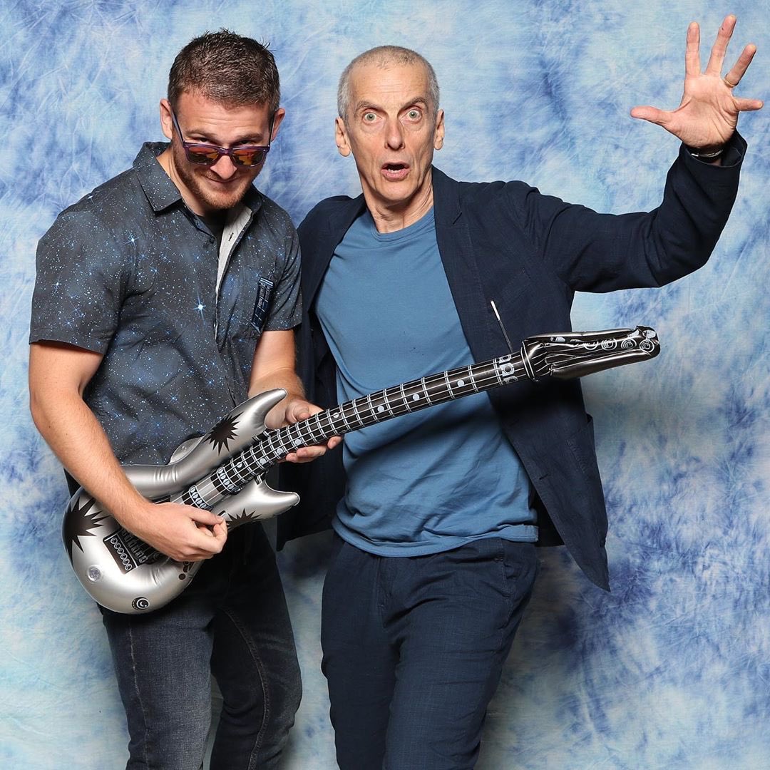 brinatello's tweet photo. Forever rockers, no matter the venue! ๐๐ธ#DoctorWho #PeterCapaldi #TwelfthDoctor @Showmasters #LFCC #LFCC2018 @FANEXPOCANADA #FanExpoCanada #FanExpoCanada2019 https://t.co/ov0rD1fowy https://t.co/A2xZi3Gnol https://t.co/bgacUuv87u