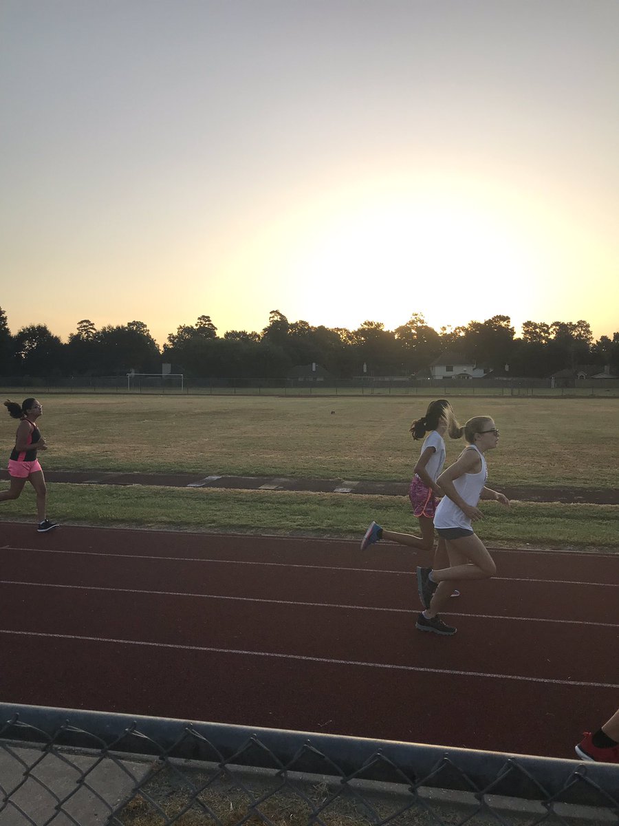 heathgone13's tweet photo. Great first two weeks of 2019-2020 Year. @HumbleISD_TMS #TMSmadness @TMS_girlsathlet @tms_Athboys #TMSrela #TMScrosscountry https://t.co/N8qWyADcHZ
