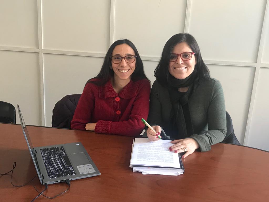 _SoMiCh's tweet photo. Un gran día para la #Microbiologia Latinoamericana @ASM_LATAM @ASMicrobiology Firma de convenio de colaboración entre @_SoMiCh y #SUM (Soc. Uruguaya de Microbiología) Vamos por más!!!💪👏🔬🔎🇨🇱🇺🇾 #Somich2019 #ALAM2020 @FEMSTweets https://t.co/VdpARg5Pai